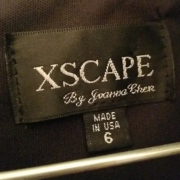 Dress - Picture 2 of 4